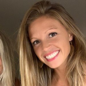 Meet your Posher, Christy